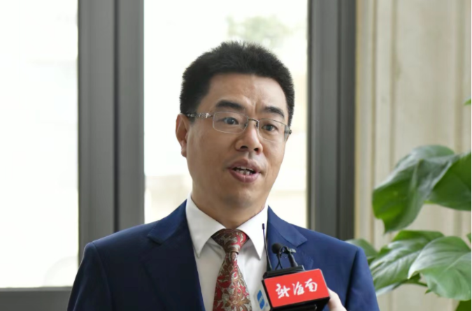 关注两会|海南省政协委员李君：建议推广“12345+业委会——业主决策平台”