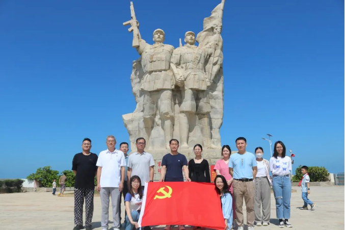 律所党建|我所党支部赴临高角海南解放公园开展主题教育党日活动